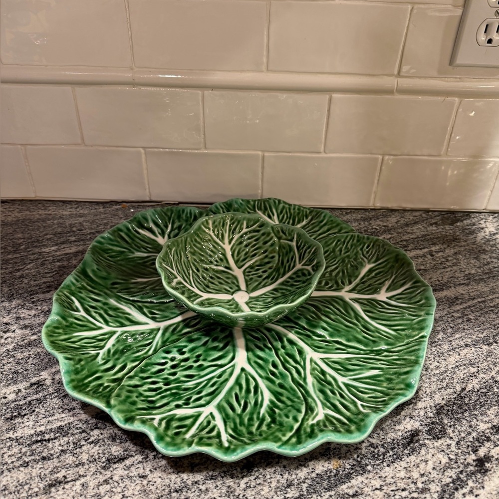 Maxcera Cabbage Leaf Chip Dip Serving Dish Fruit Platter Plate Veggie
